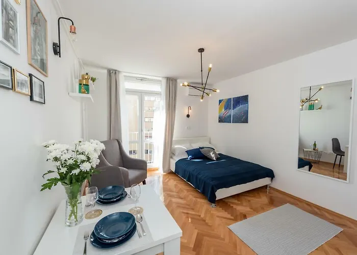 Apartment Var Apartment Split